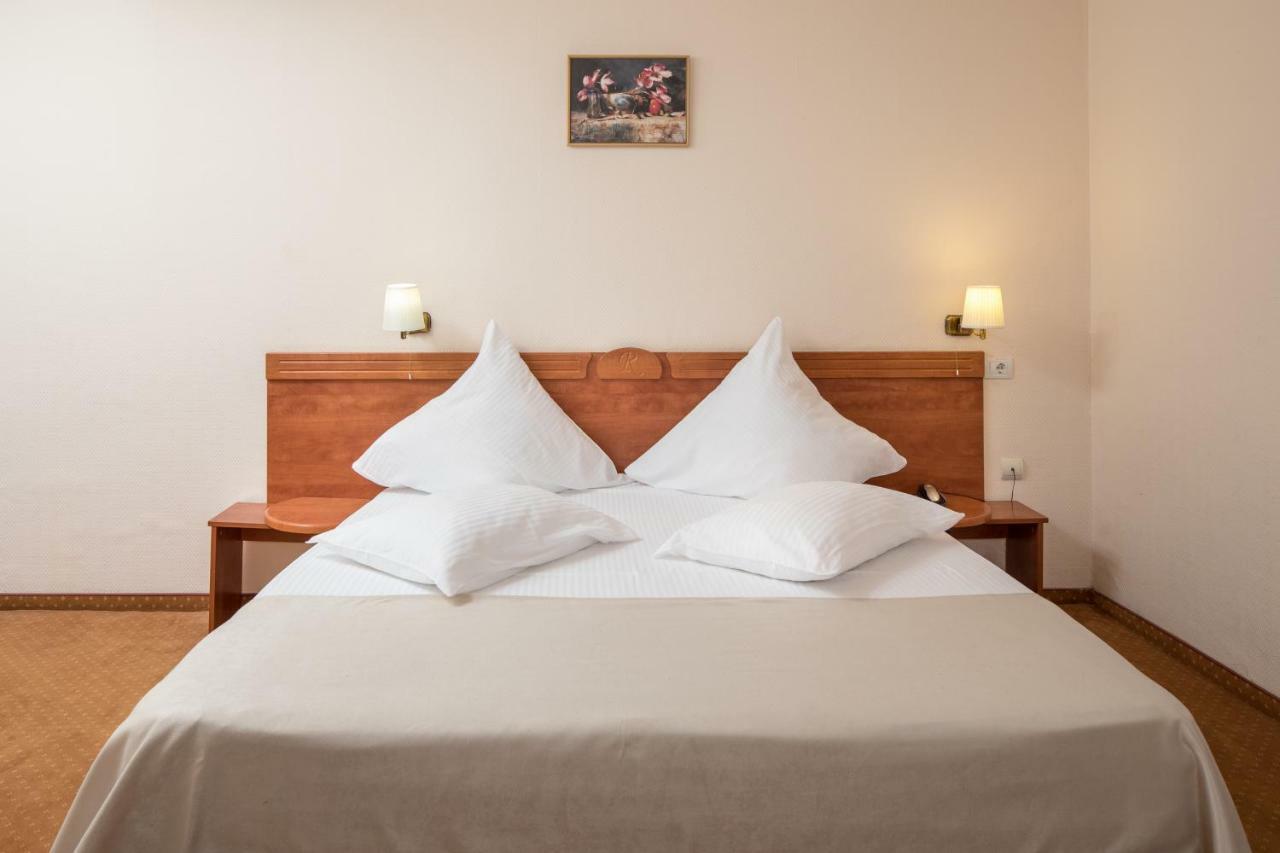Hotel Rozmarin 프레데알 외부 사진