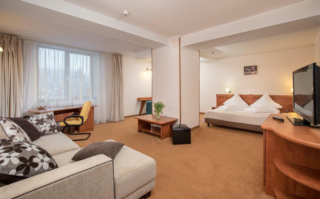 Hotel Rozmarin 프레데알 외부 사진