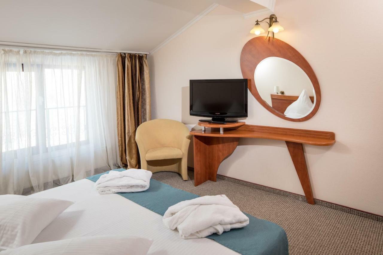 Hotel Rozmarin 프레데알 외부 사진